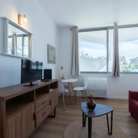 Navio Azul Funchal (Madeira)